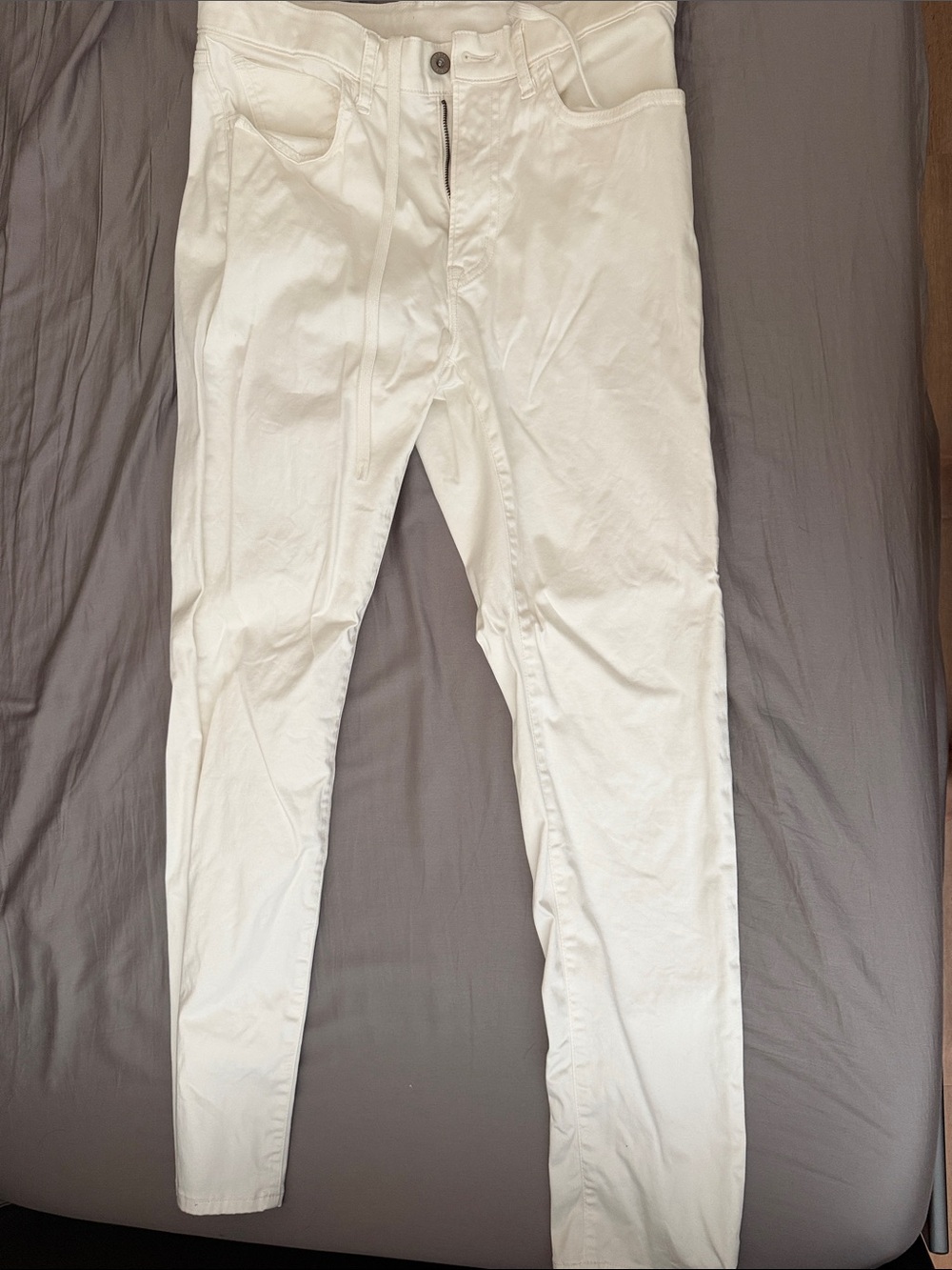 Uniqlo Men's White Slim Stretch Chinos